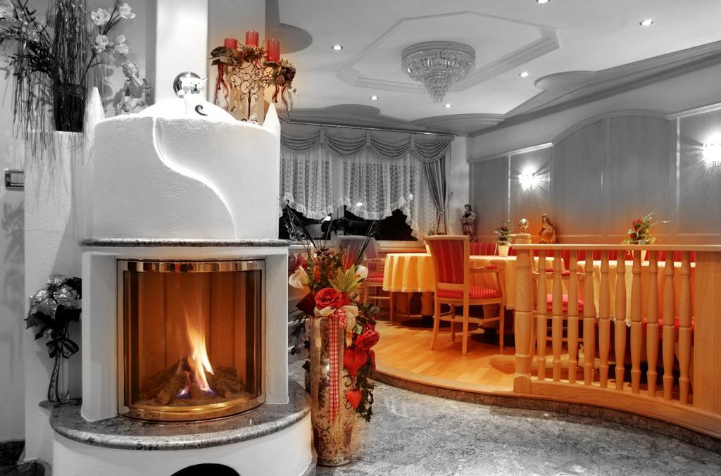 Garni B&B Schenk เซลวาดีวัลการ์เดนา ภายนอก รูปภาพ